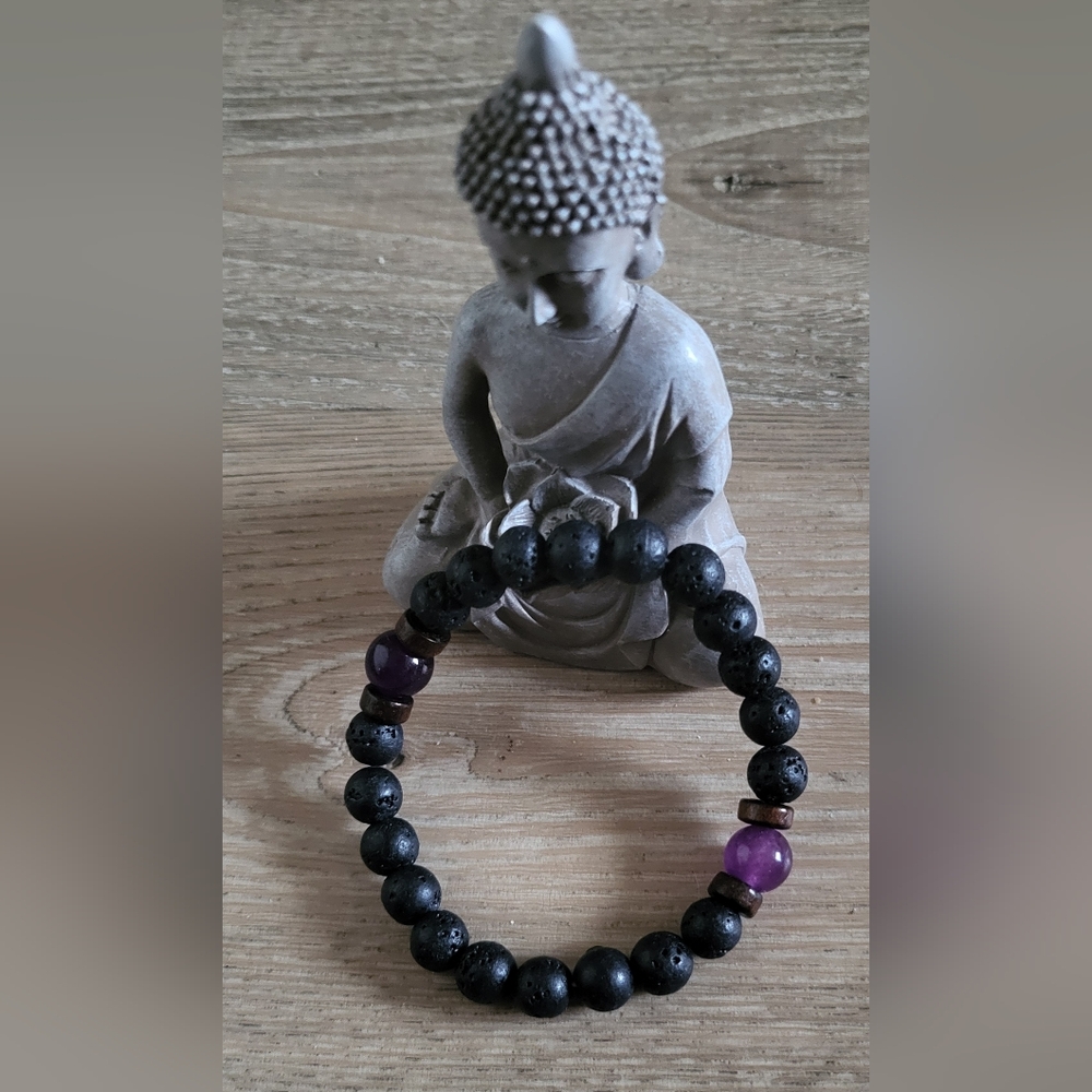 Amethyst & Lava Stone Bracelet 💜